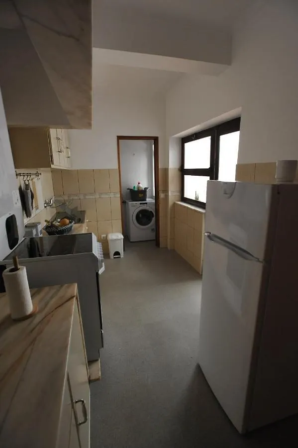 Lagos Central Apartments Ap 3